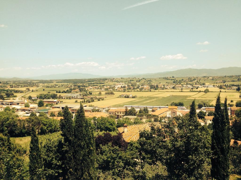Tre Girasoli Monte San Savino Exterior foto