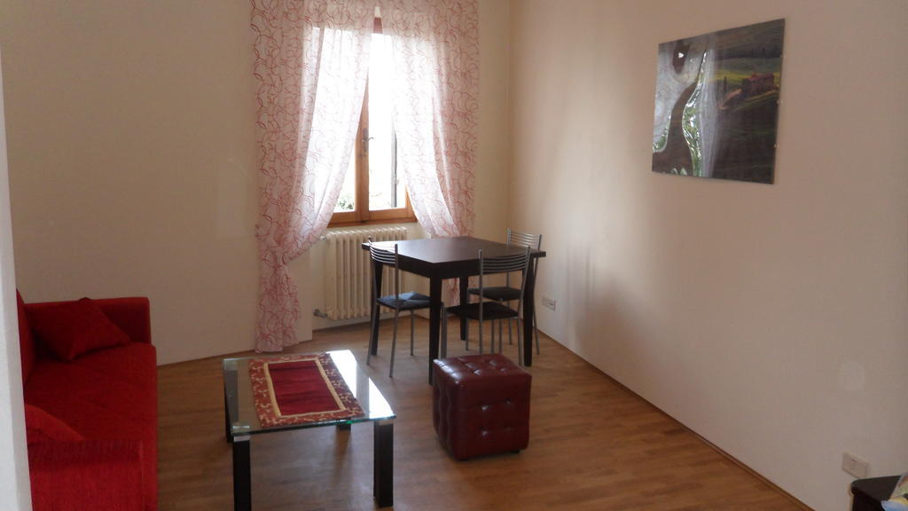 Tre Girasoli Monte San Savino Habitación foto